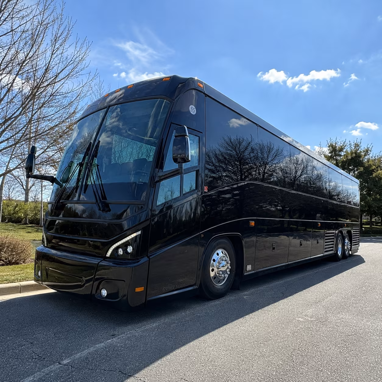 charter bus rentals and shuttle service to fort lauderdale hollywood international airport fll