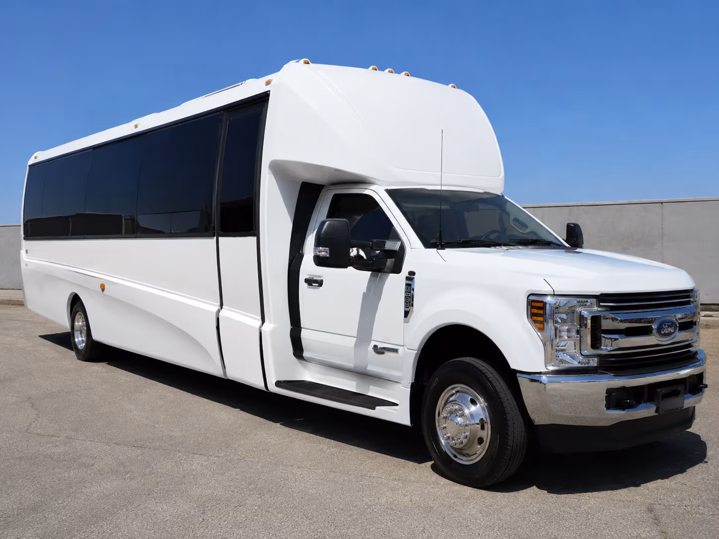 corporate event and conference buses serving lauderhill