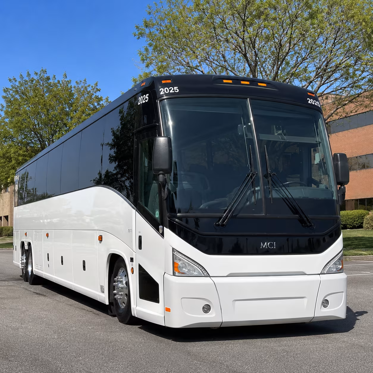 event and conference shuttle buses for lauderhill employers