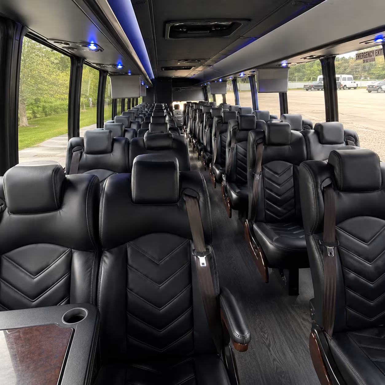 minibus rentals for small group winery runs to davie and southwest ranches